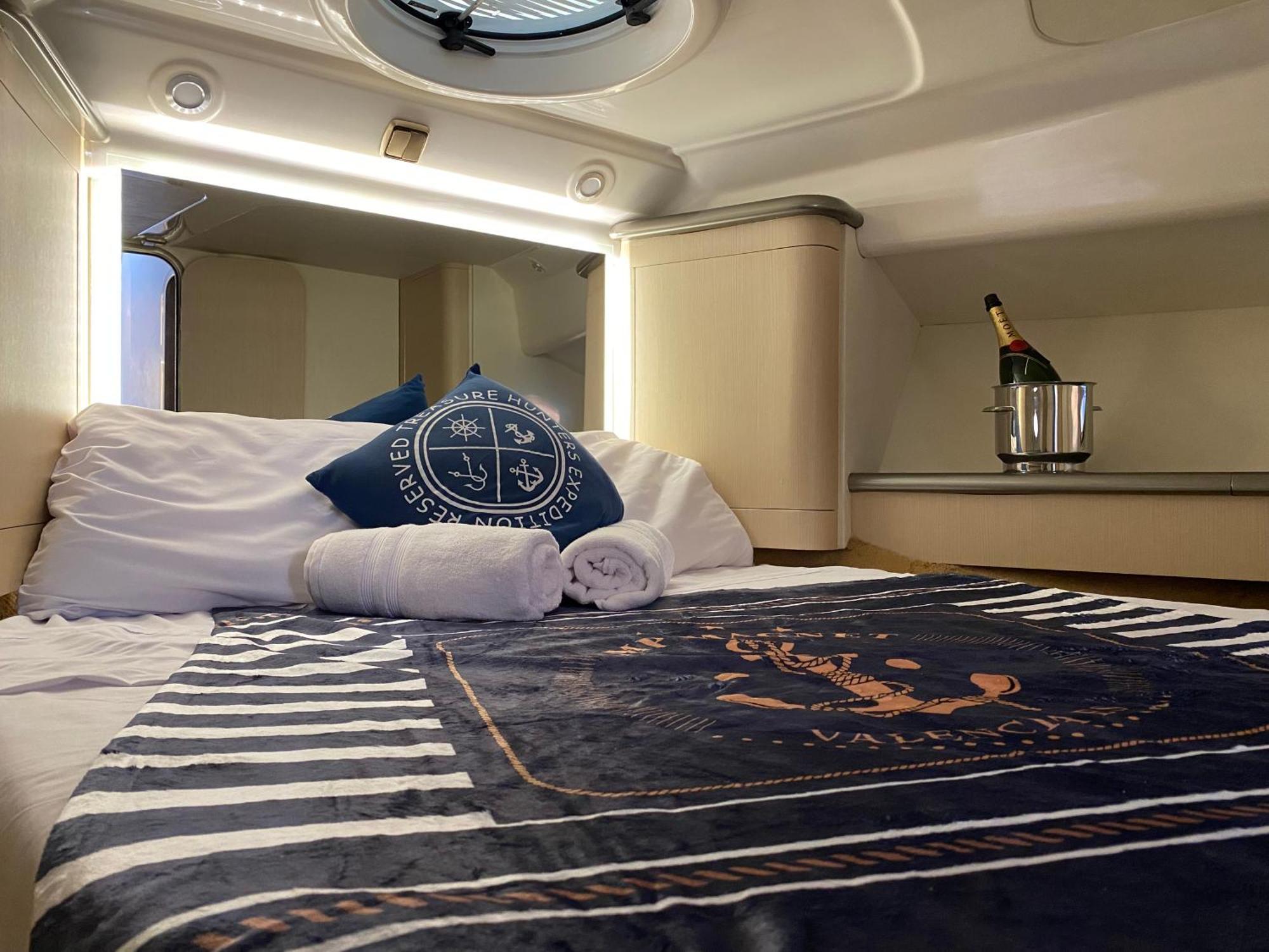 The Valencia Yacht Experience Hotel Kültér fotó